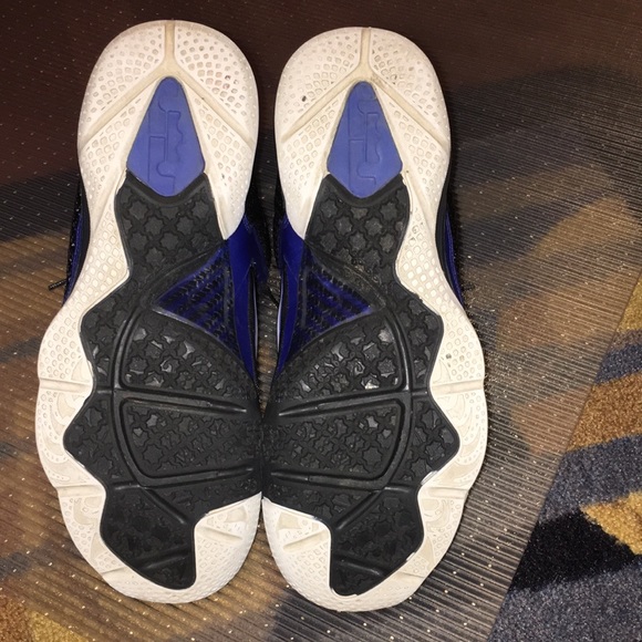 Nike Lebron 9 Kentucky - Picture 4 of 4